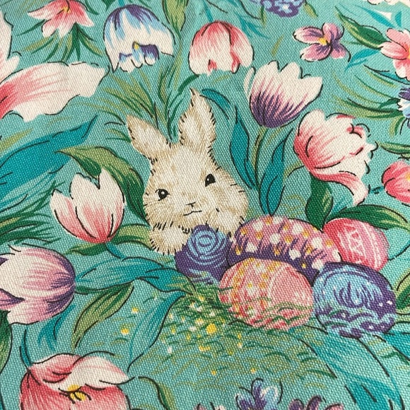 NWOT oval Easter table cloth. 60”x84” - Picture 4 of 5